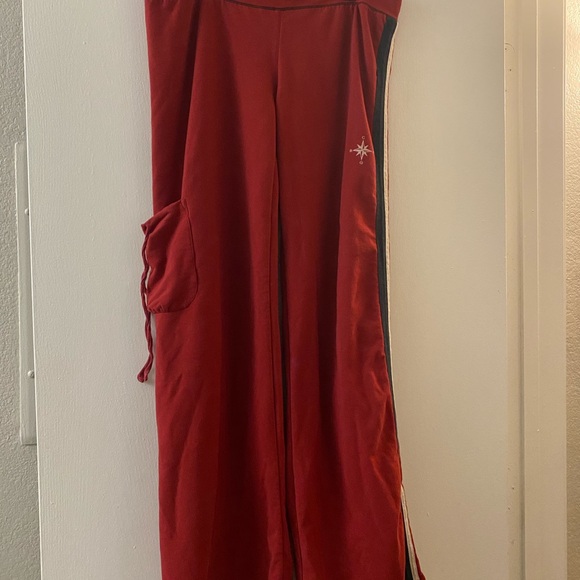 BCBGMaxAzria Red Pajama Pants - Picture 5 of 7